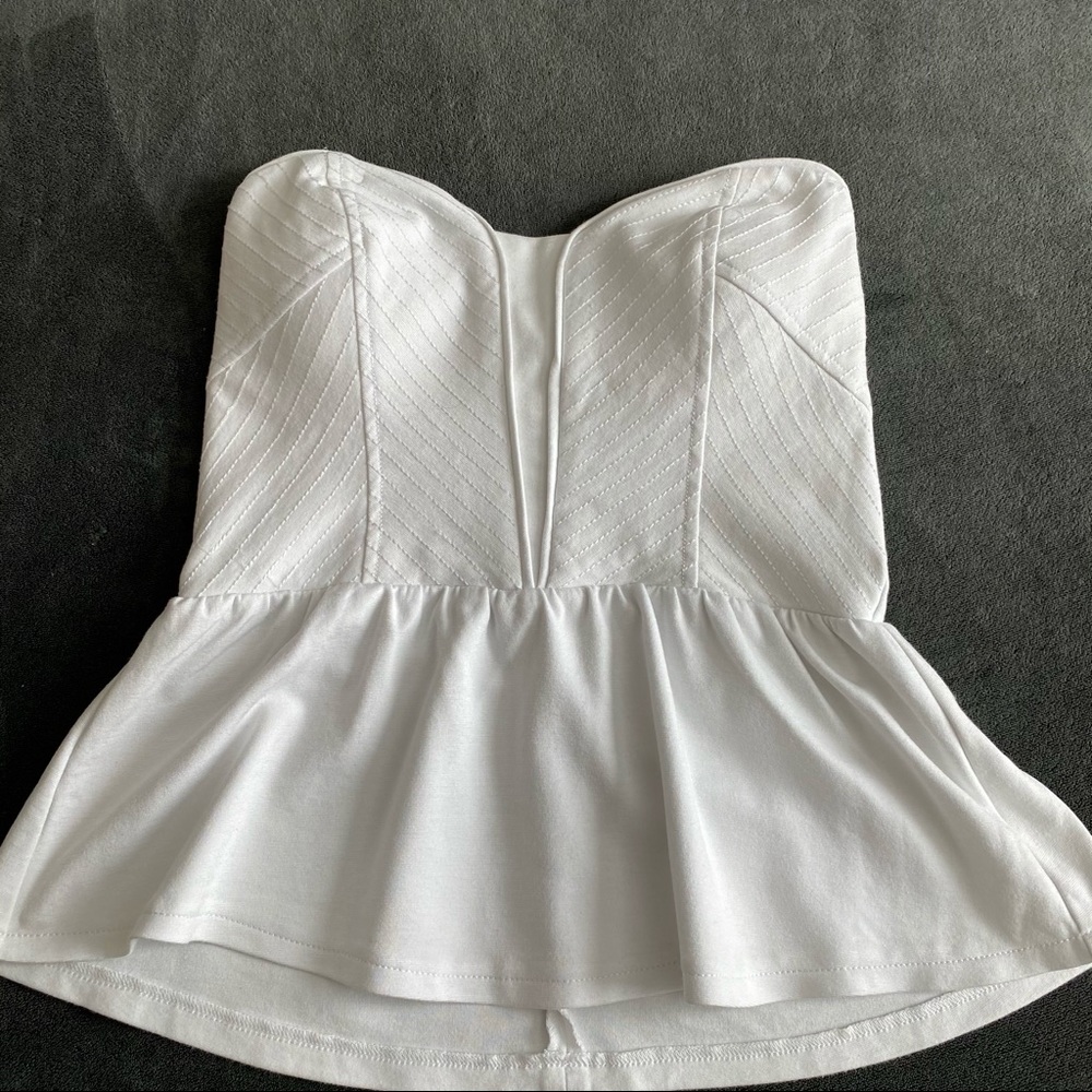 XOXO White Strapless Peplum Top